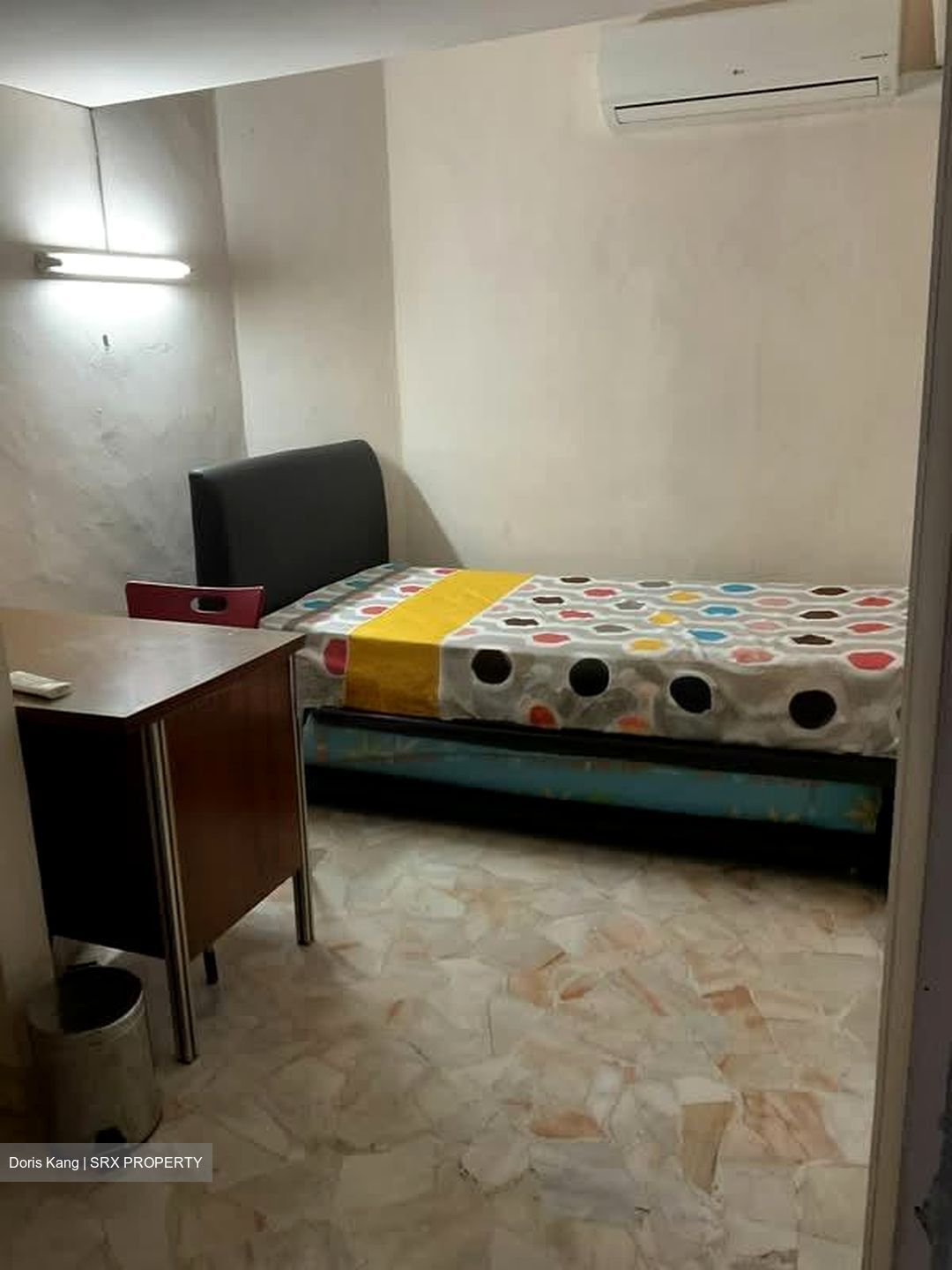 Blk 216 Jurong East Street 21 (Jurong East), HDB Executive #578620881